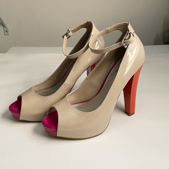 G By Guess Women’s Shoes - Picture 5 of 7